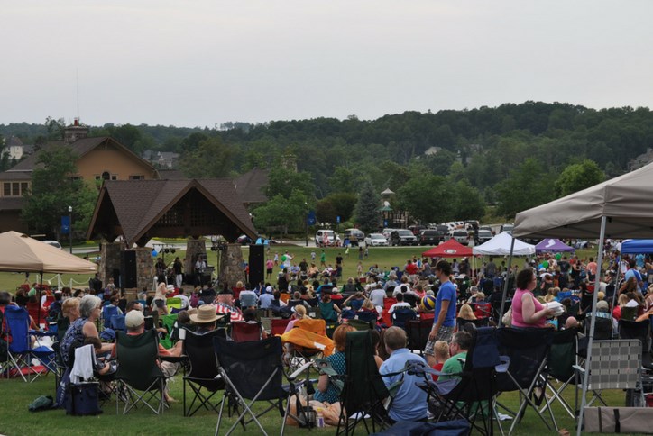 Concert series  at Sterling on the Lake